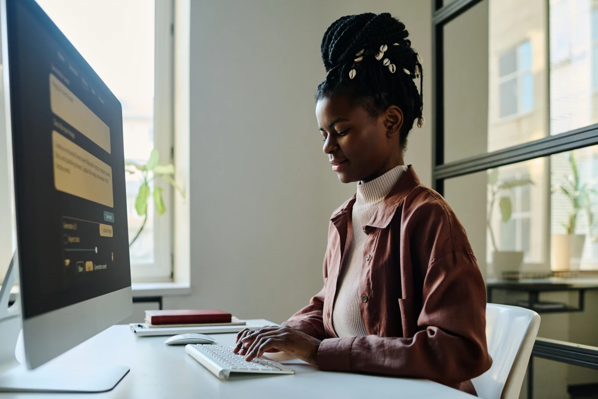 Le contenu généré par les utilisateurs : une révolution numérique qui redéfinit notre rapport à l'information